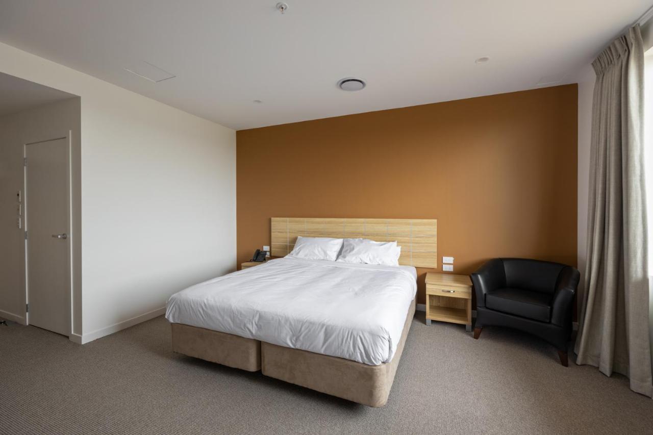 Manha Hotel Auckland Airport Exterior foto
